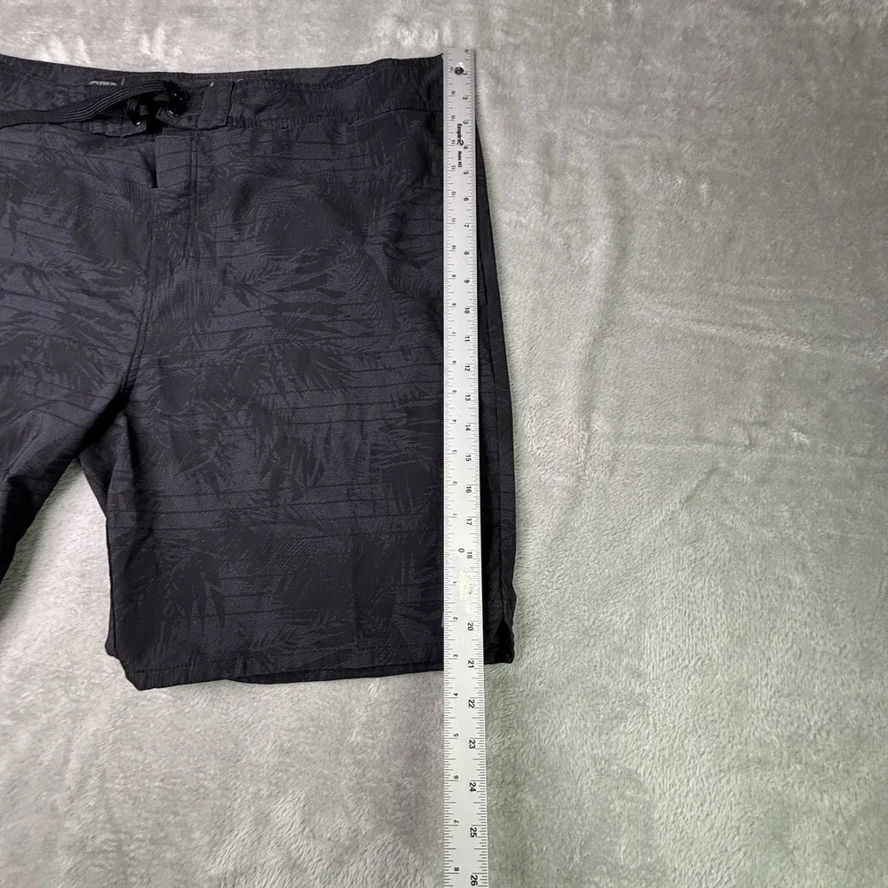 Travis Matthew Board Shorts Mens 42 Black Palm Tree Swim Trunks Zipper Pocket - Picture 11 of 14